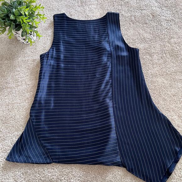 NWT Banana Republic Navy Blue Striped Draped Sleeveless Blouse Top Small - Picture 15 of 15